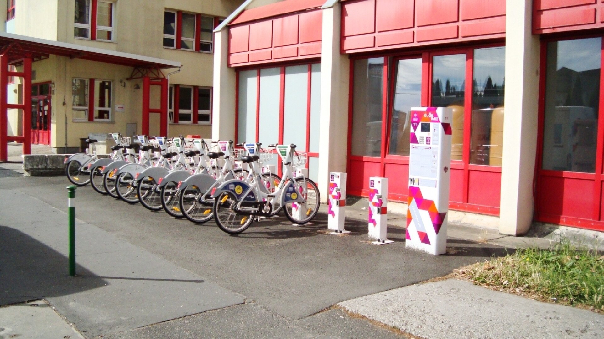 public bike station